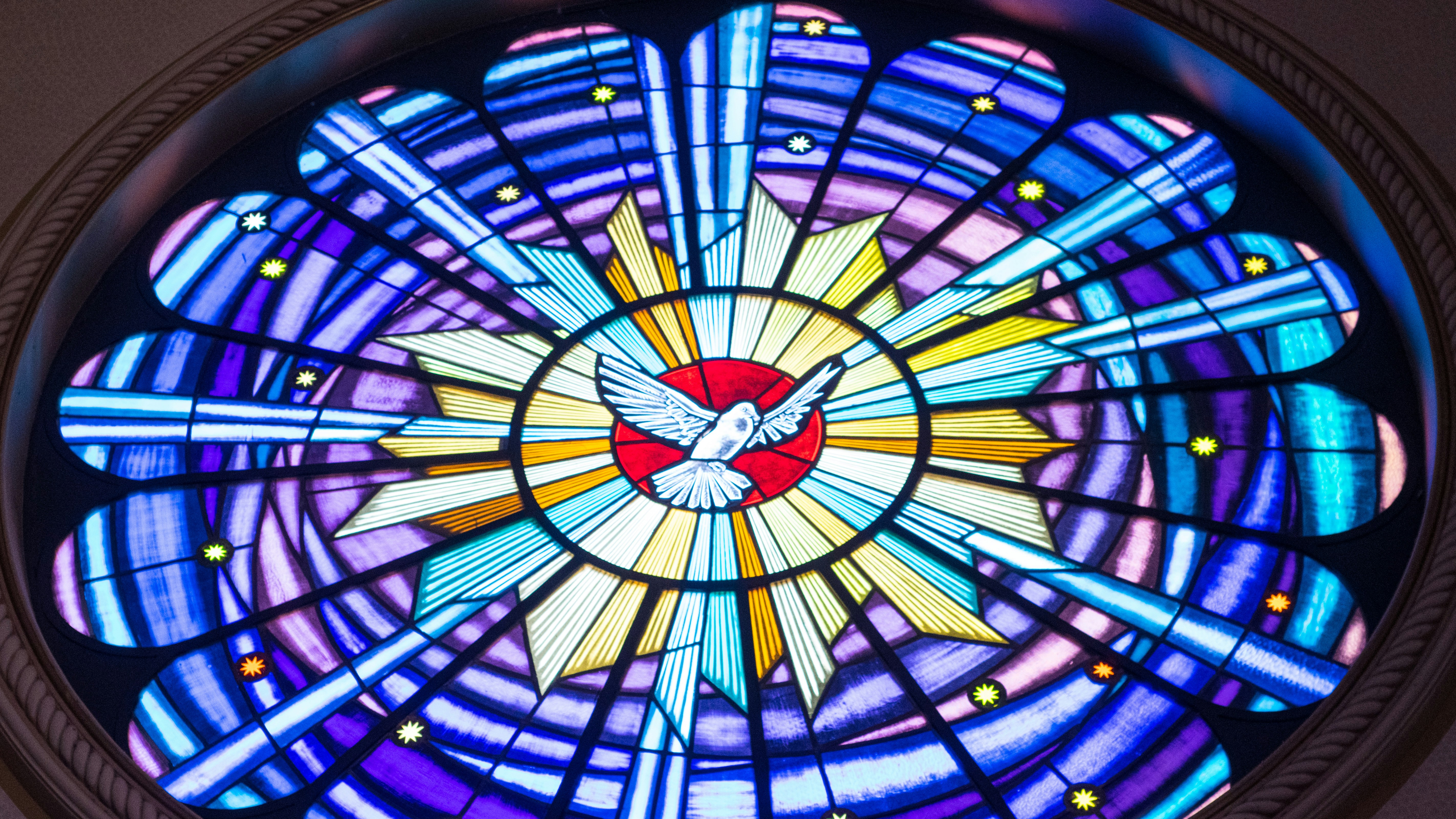 How do I know that the Holy Spirit dwells in me?